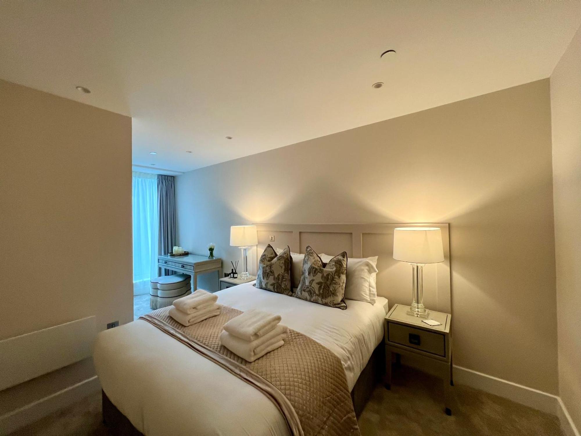 约克The Noir Blanc Retreat At Ryedale House公寓 外观 照片