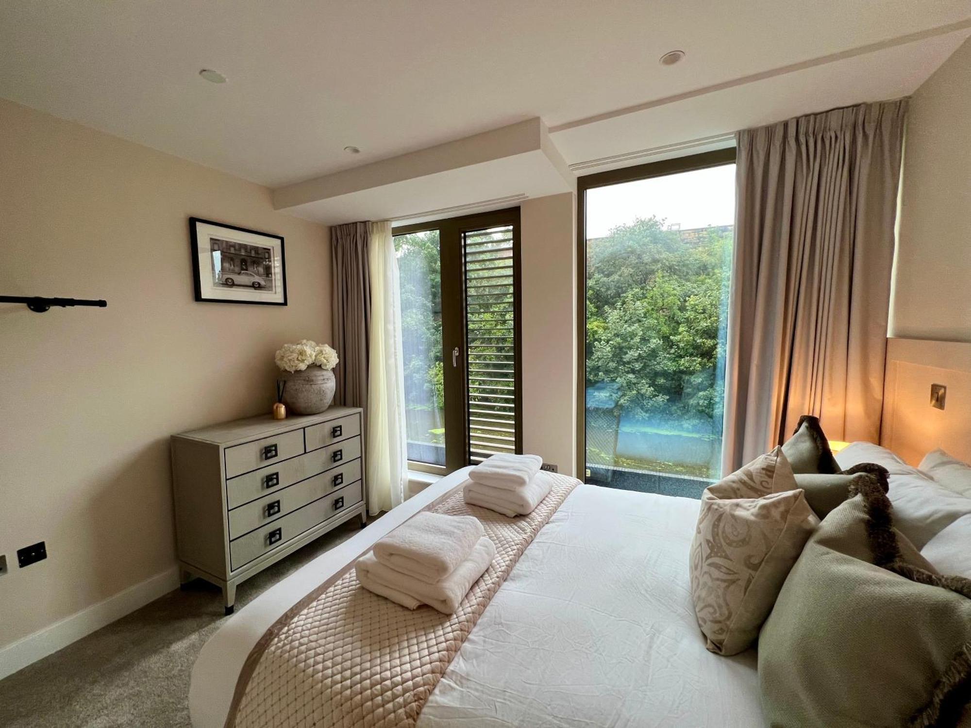 约克The Noir Blanc Retreat At Ryedale House公寓 外观 照片
